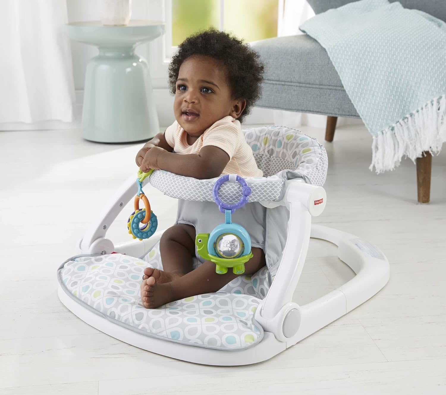 Fisher-Price Portable Baby Chair, Sit-Me-Up Floor Seat with 2 Removable Toys & Washable Seat Pad, Honeycomb [ Exclusive] - Image 3
